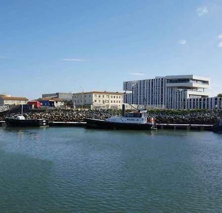 Hotel La Jetee Sud La Rochelle  Ngoại thất bức ảnh