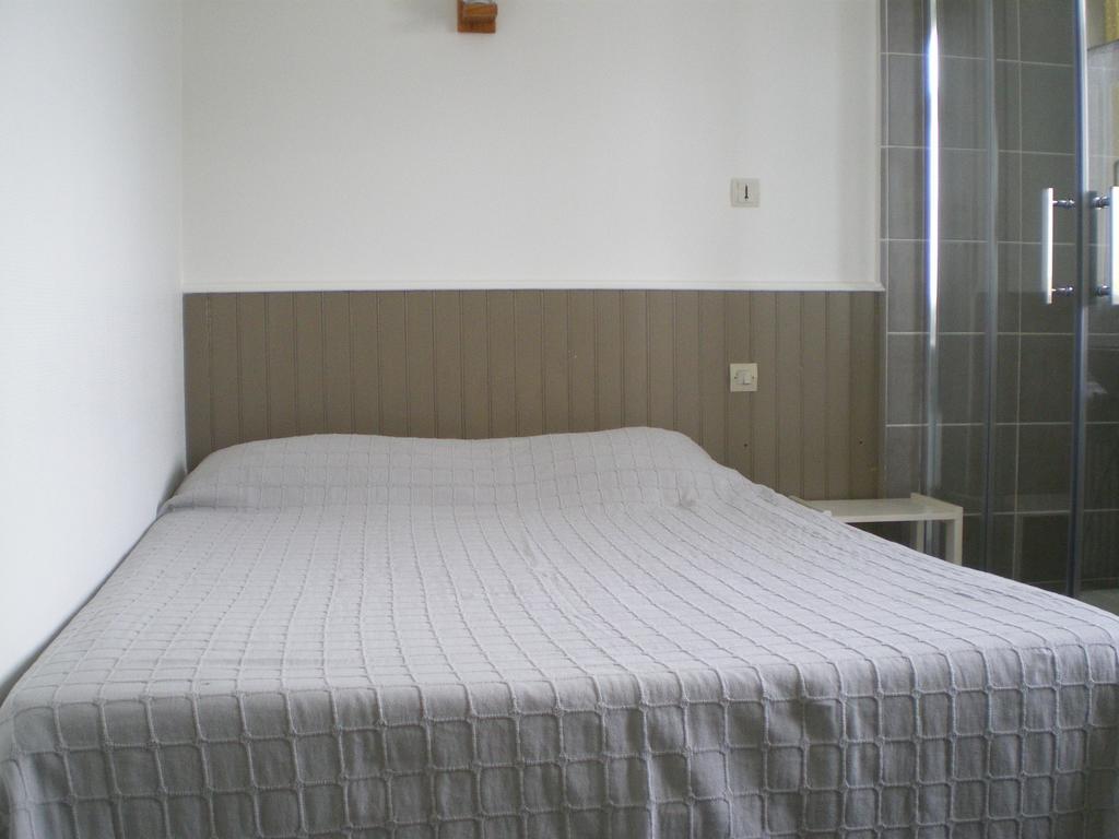 Hotel La Jetee Sud La Rochelle  Ngoại thất bức ảnh